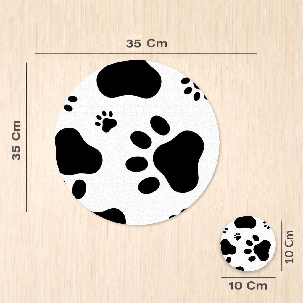 Black and White Paw Pattern Design 