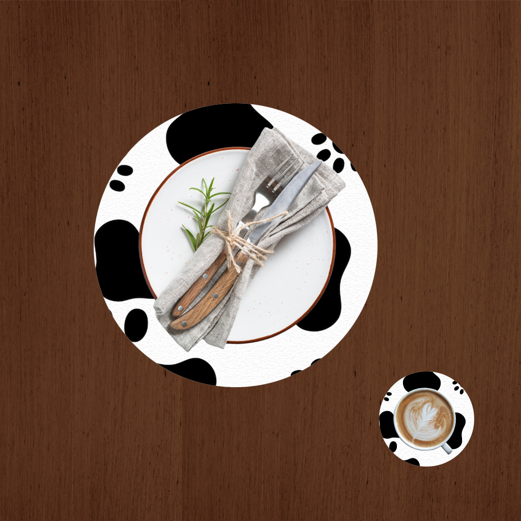 Black and White Paw Pattern Design 