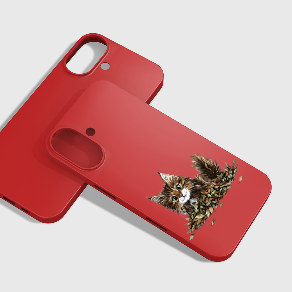 Yapraklar Arasında Sevimli Yavru Kedi iPhone 16 Plus Kılıfı