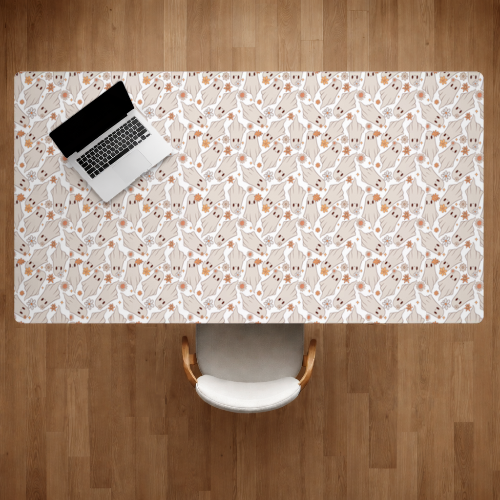 Retro Floral Cute Ghost Seamless Pattern Desk Pad