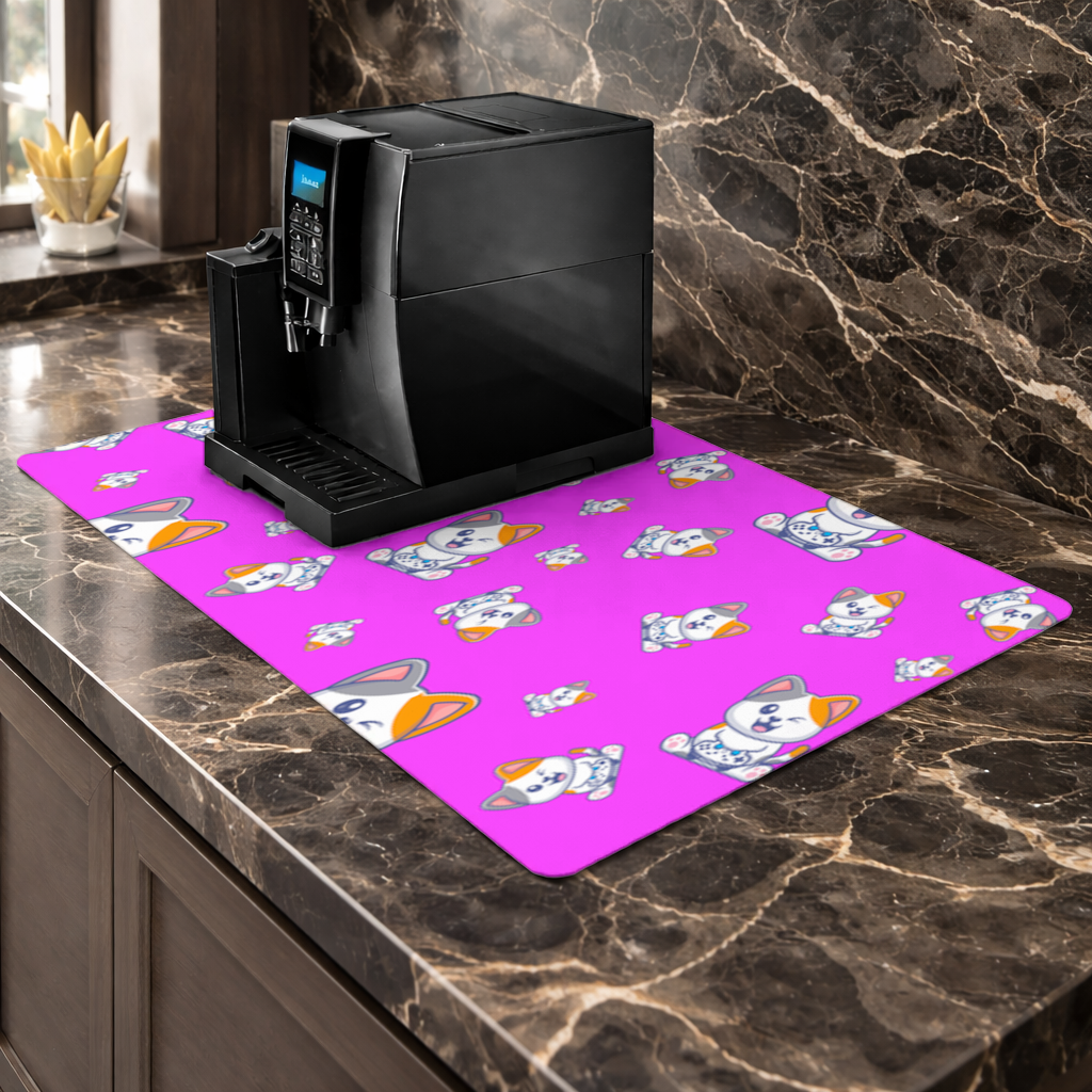 Pembe Zemin Üzerinde Sevimli Çizgi Kedi Deseni Kahve Makinası Alt Matı