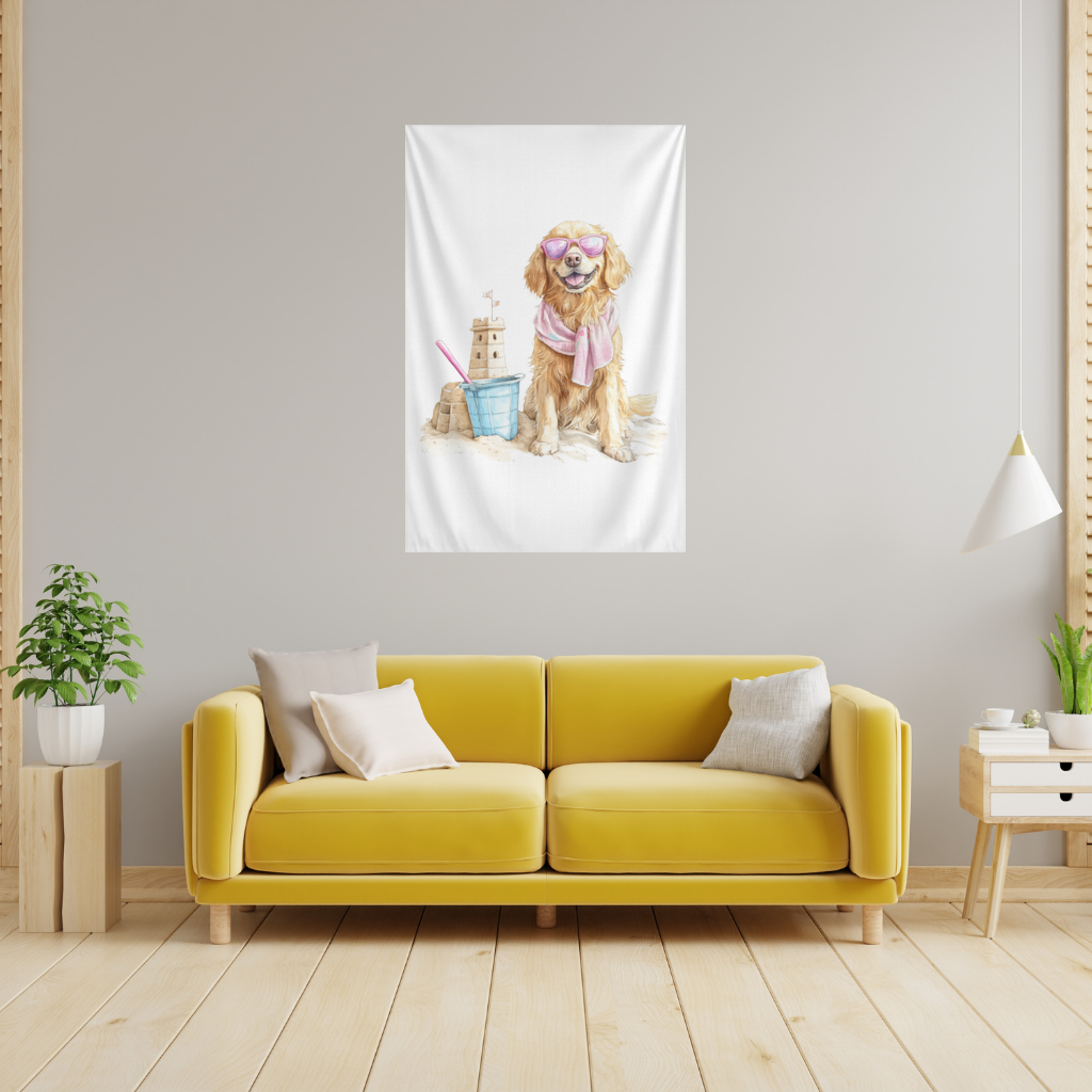 Plajda Pembe Gözlüklü Golden Retriever Duvar Örtüsü