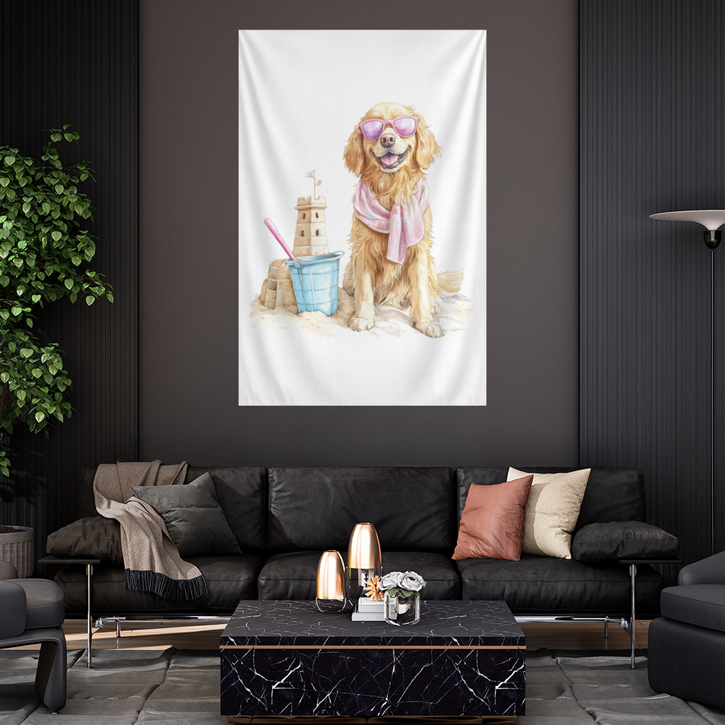 Plajda Pembe Gözlüklü Golden Retriever Duvar Örtüsü
