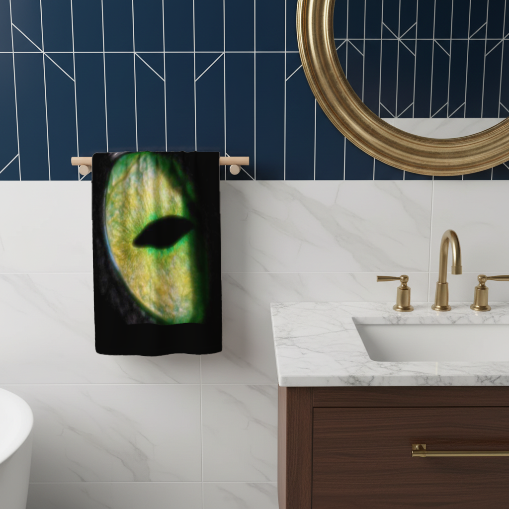 Phanter eye. Hand Towel