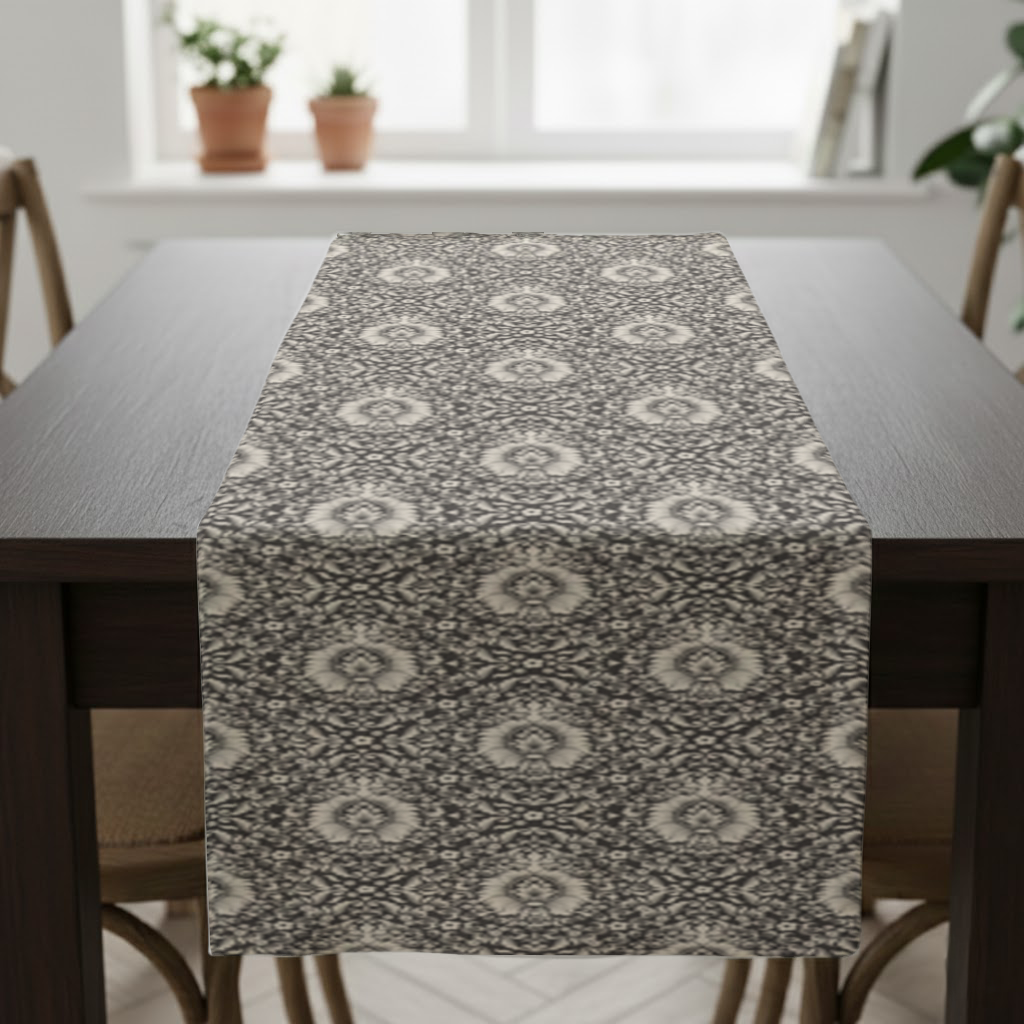 Classic Vintage Damask Floral Pattern Runner