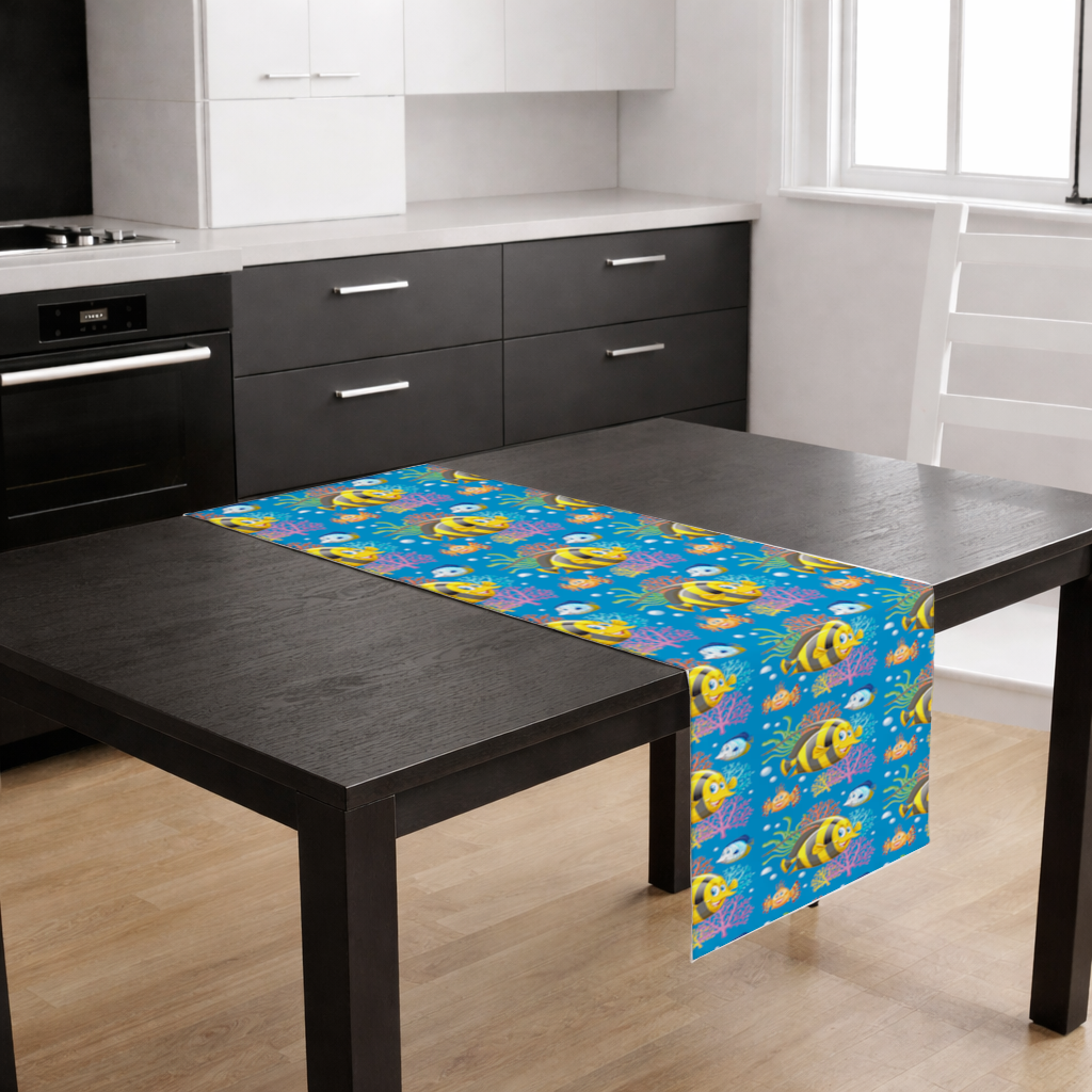 Renkli Tropikal Balıklar ve Mercan Resifi Masa Runner