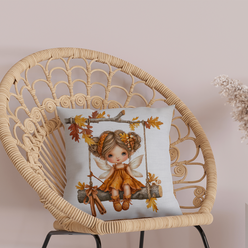 Sevimli Sonbahar Orman Perisi Dekoratif Kırlent Kılıfı