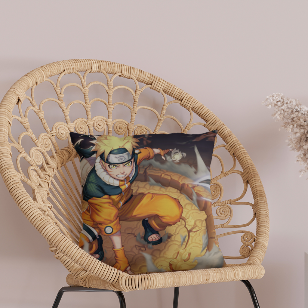 Altın Enerjili Turuncu Kostümlü Savaşçı Dekoratif Kırlent Kılıfı