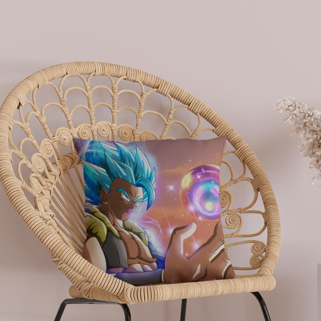 Enerji Küresi Tutan Mavi Saçlı Savaşçı Dekoratif Kırlent Kılıfı