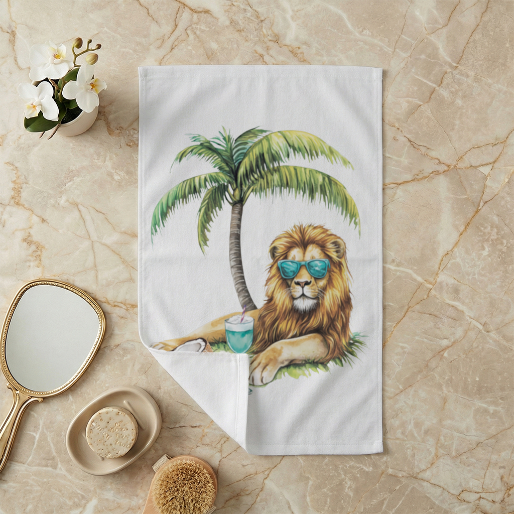 Yaz Tatili Yapan Gözlüklü Aslan El Havlusu