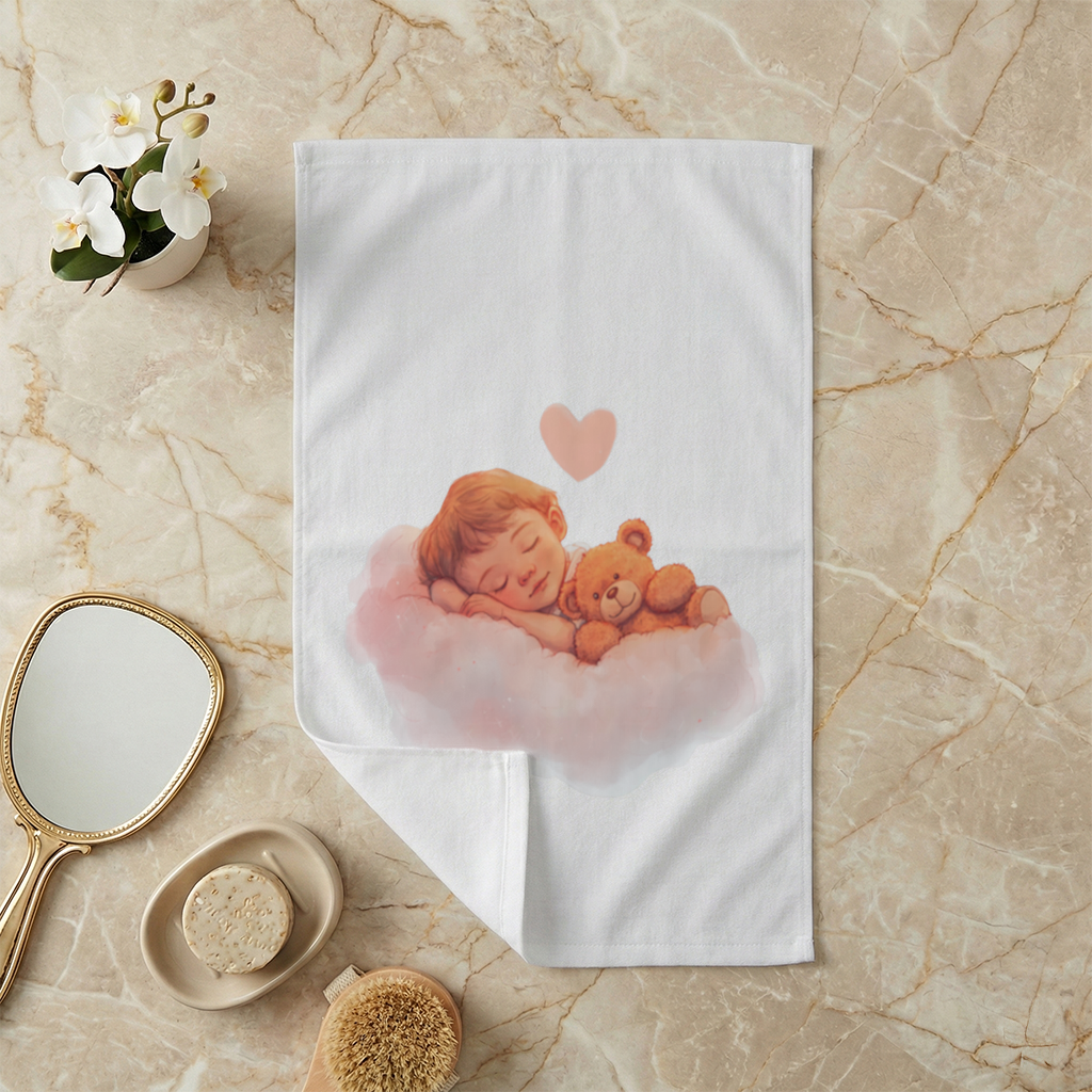 Bulut Üstünde Uyuyan Bebek ve Ayıcık El Havlusu