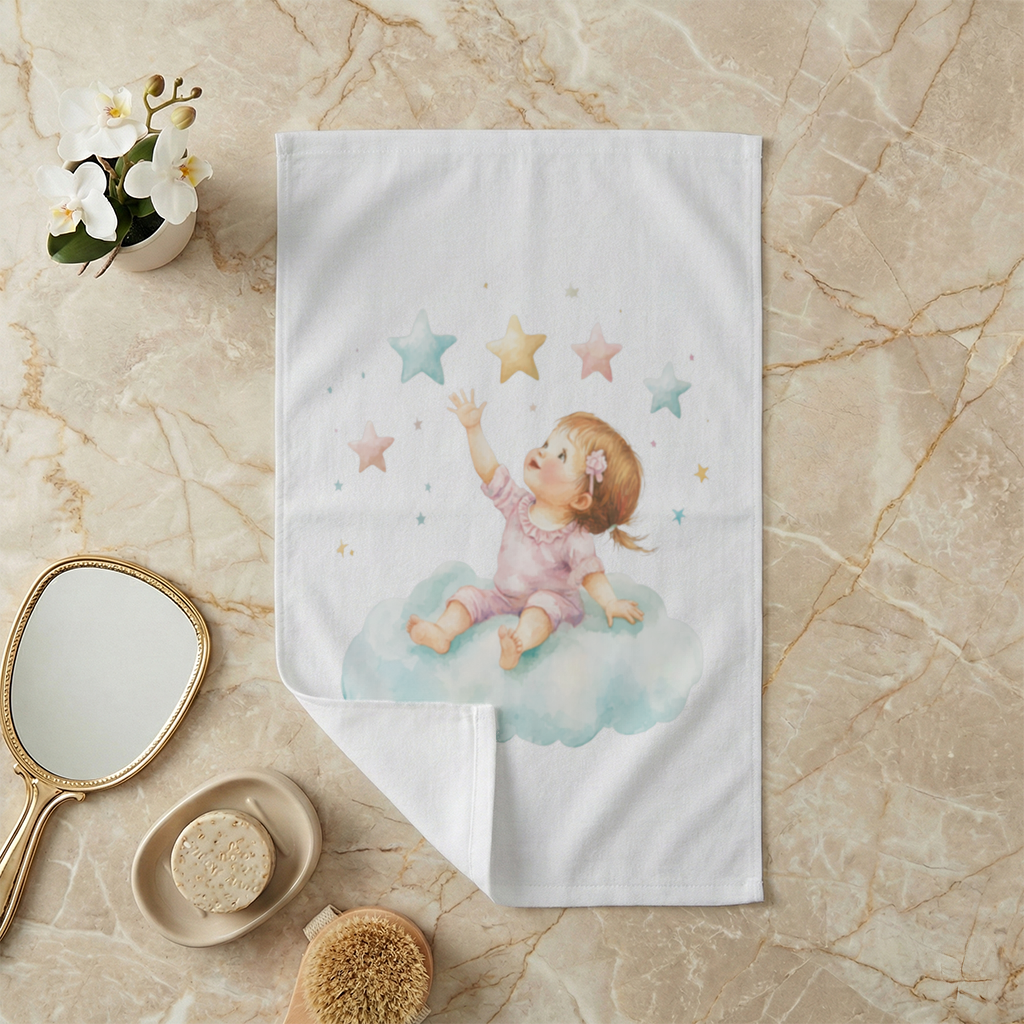 Bulut Üzerinde Yıldızlara Ulaşan Bebek El Havlusu