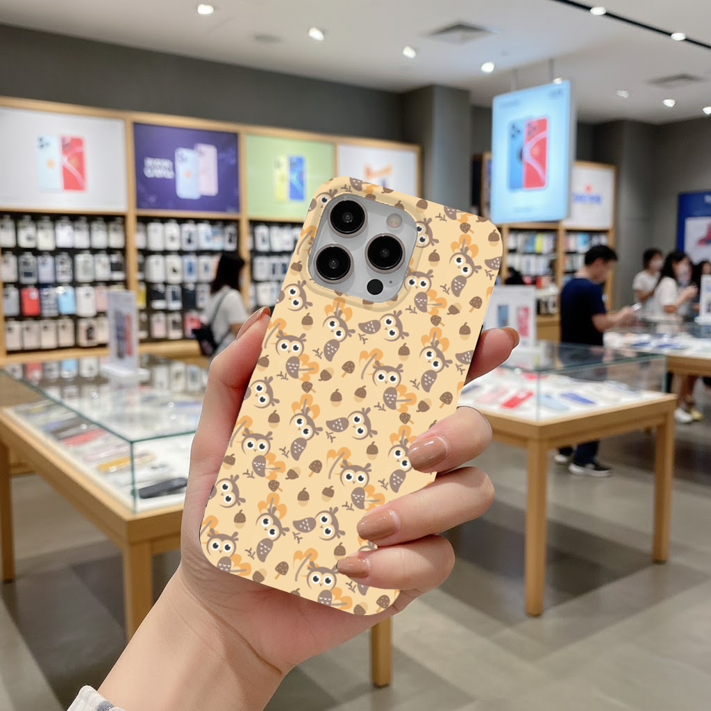 Cute Owl and Acorn Autumn Seamless Pattern iPhone 16 Pro and Pro Max Case