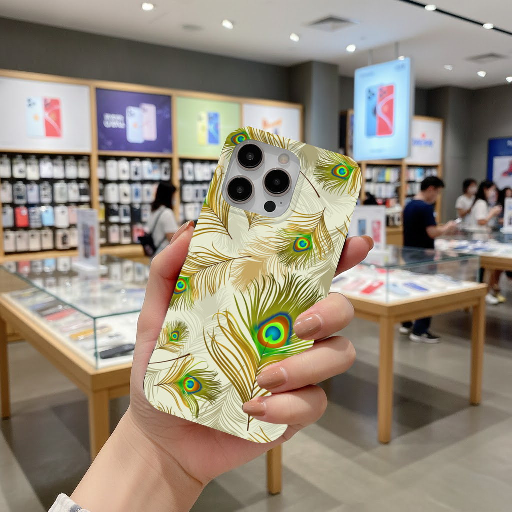 Elegant Peacock Feathers and Exotic Nature Seamless Pattern iPhone 16 Pro and Pro Max Case